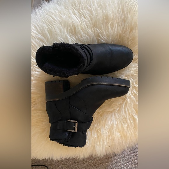 CROWN VINTAGE Black Suede Ankle Boots - Picture 6 of 10